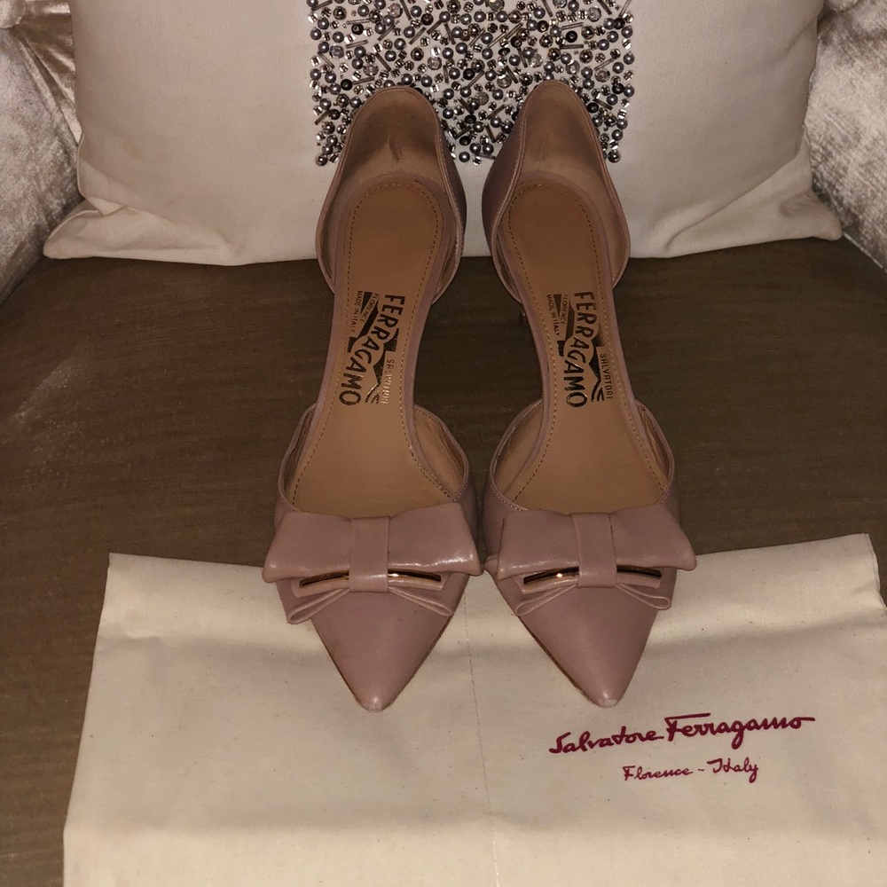 Ferragamo Rietta heels size 7 tan